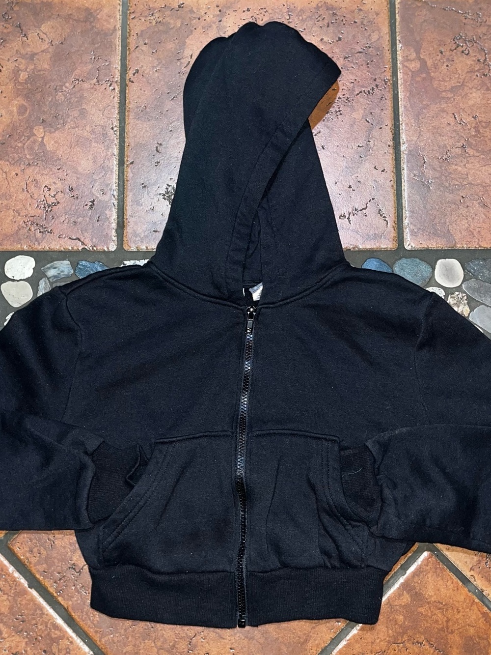 H&M Black Cropped Zip-Up Hoodie